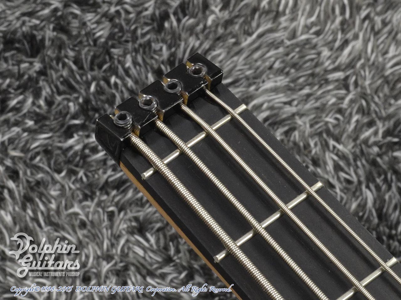 Charo's: Compact Headless Bass (7)