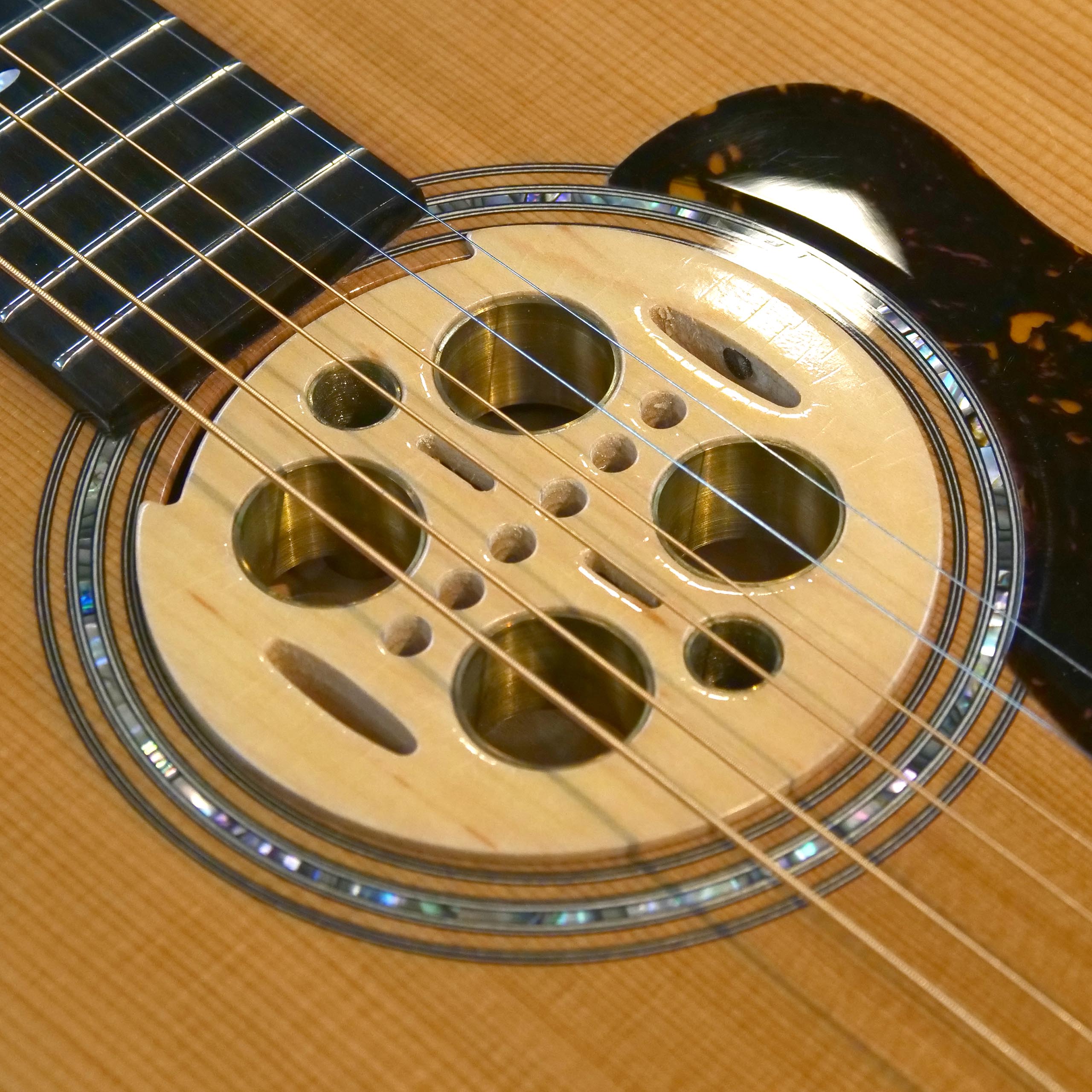 電源不要 ハウリング抑制＋音質改善デバイス・Keeler Sound Rewave Natural Preamps【98～102mm・Contour・Natural】