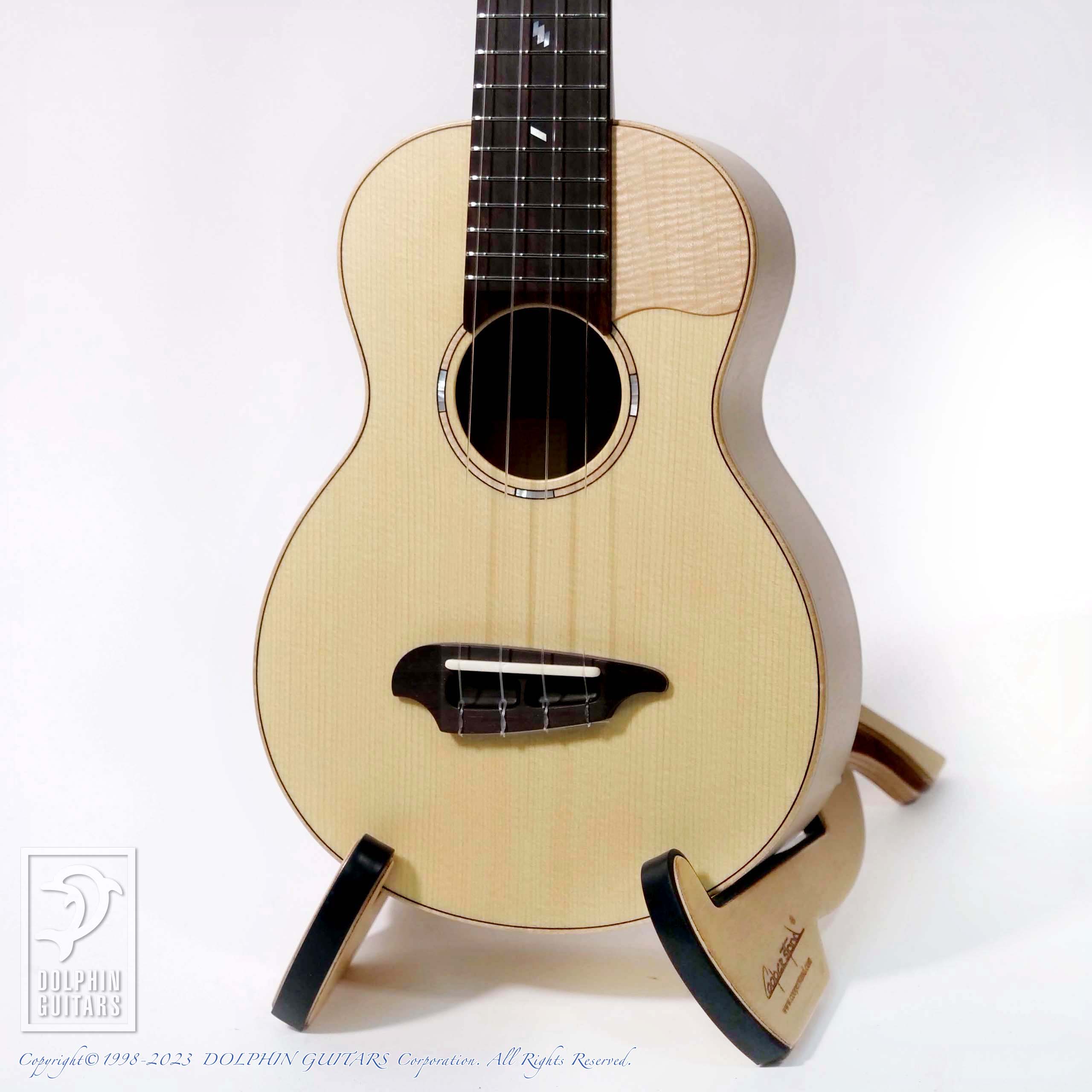 TODA GUITARS:VC (Curly Maple)