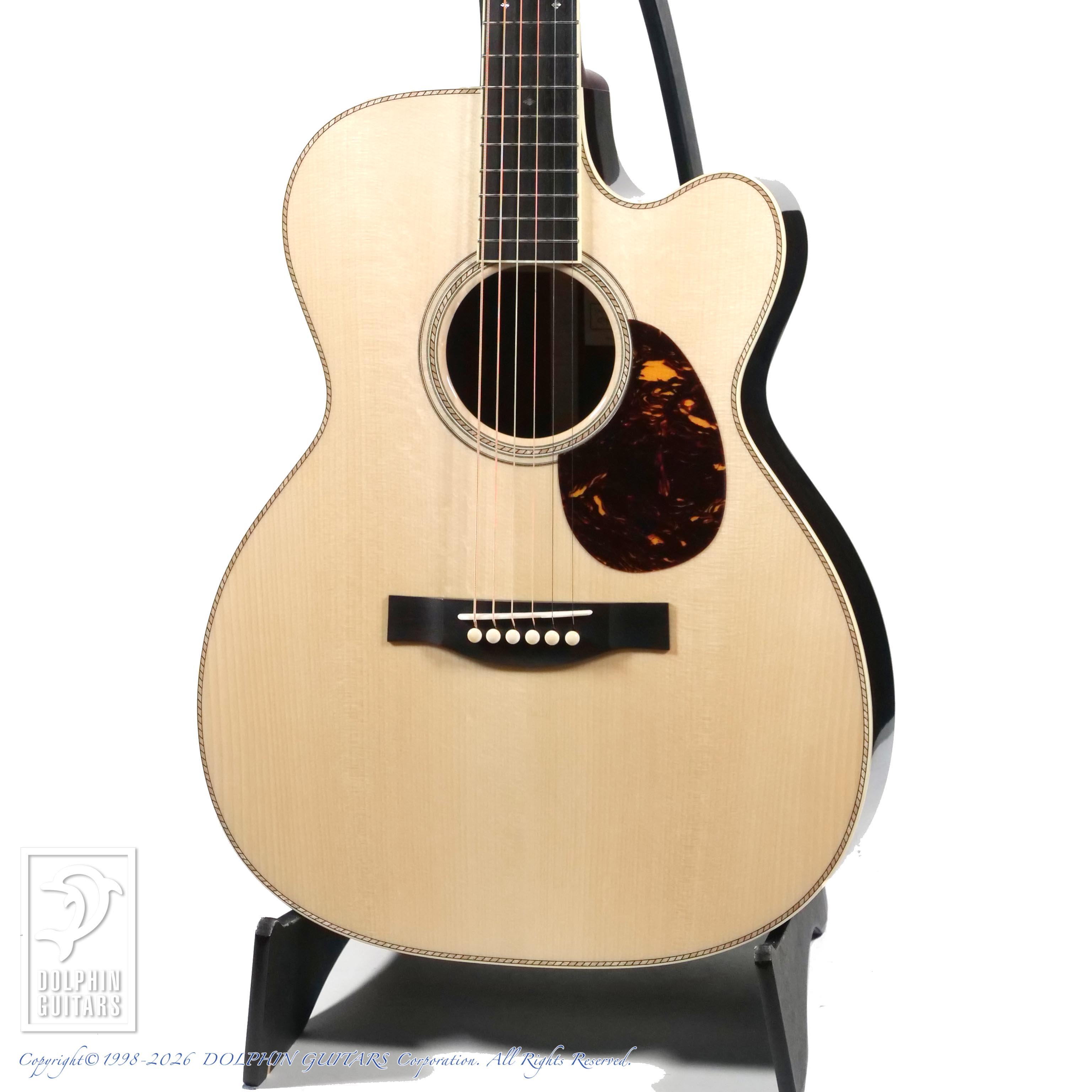 SANTA CRUZ:OM Cutaway