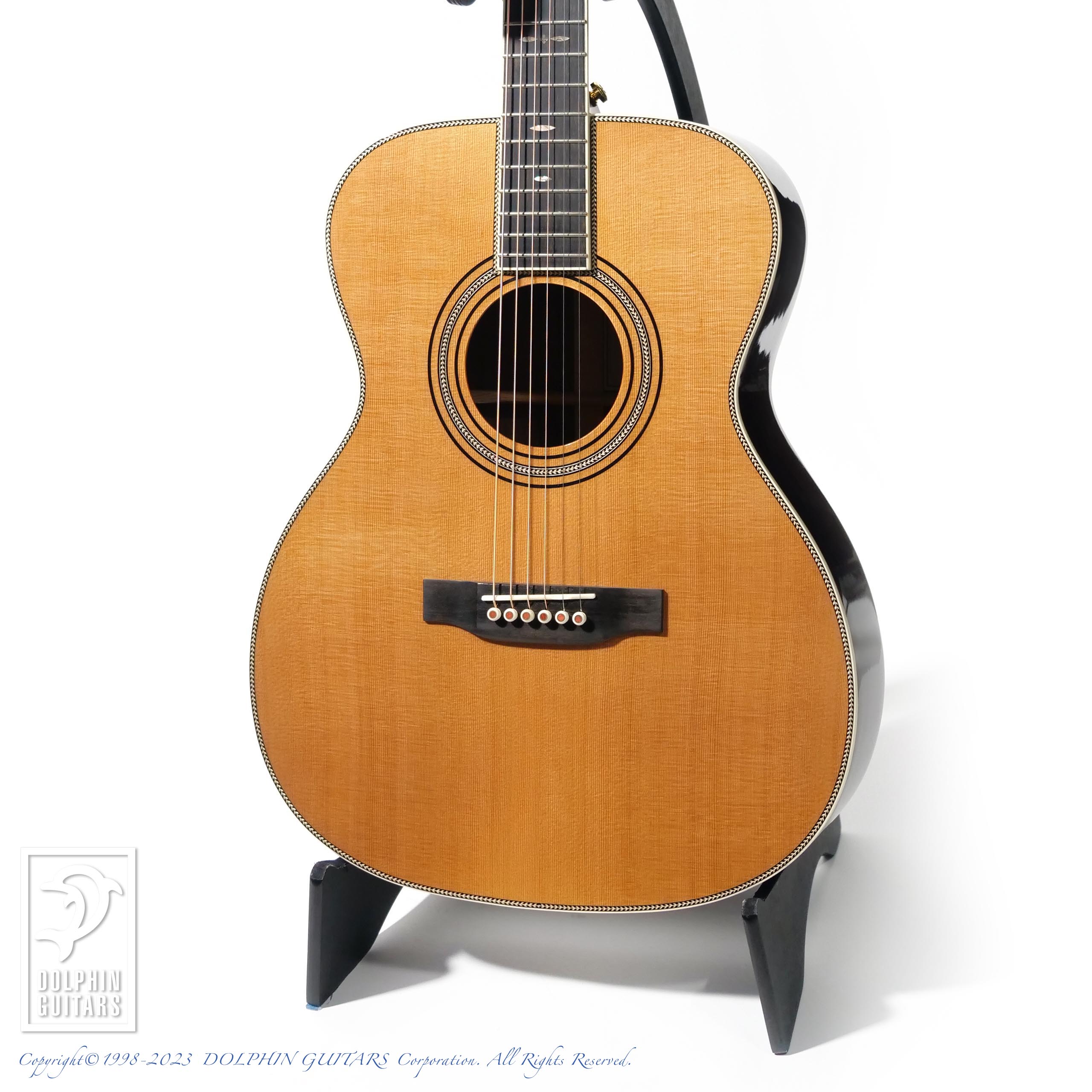 Fonzo Guitar:V32C OM