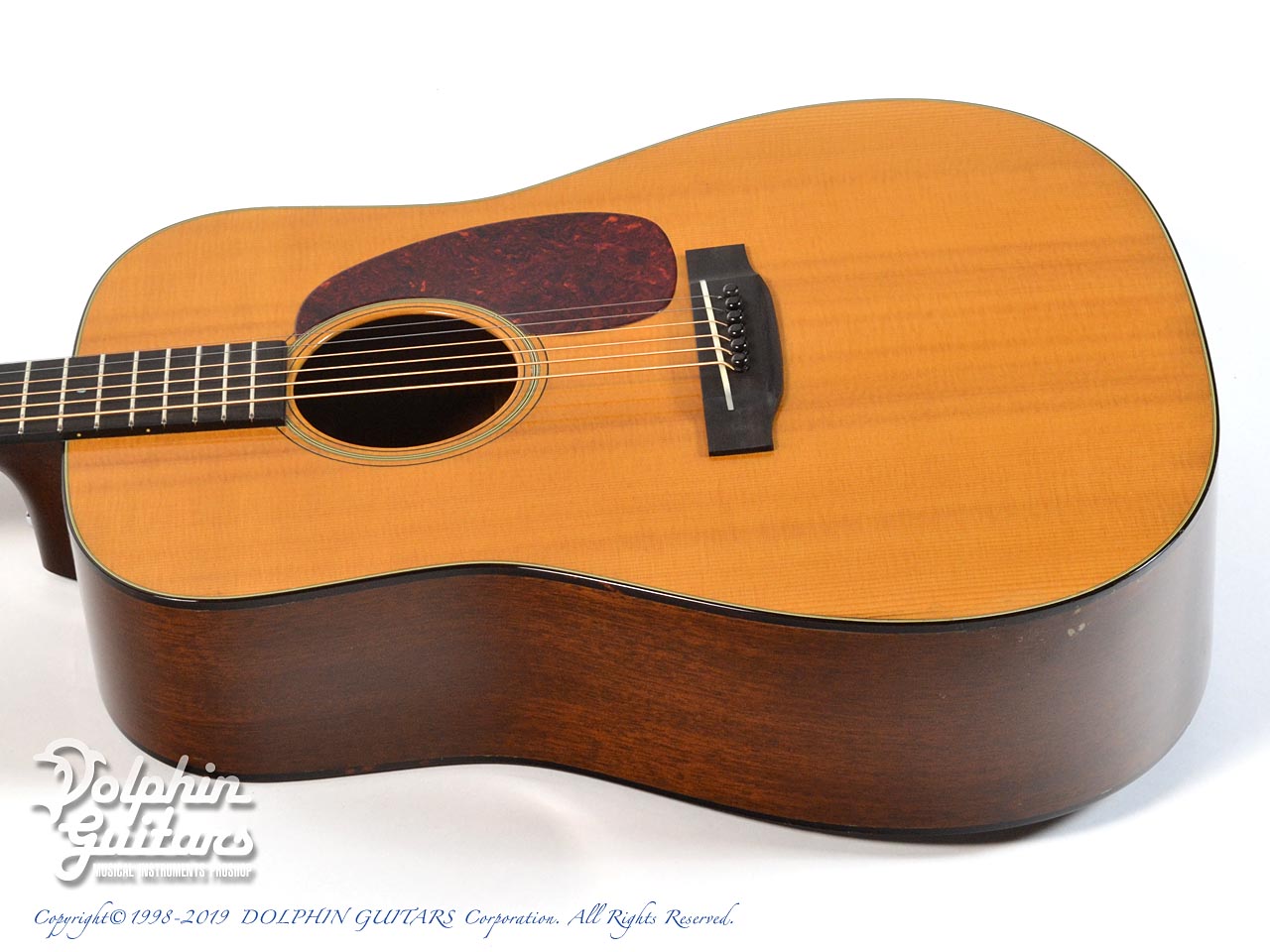 C.F.Martin D-18V|ドルフィンギターズ
