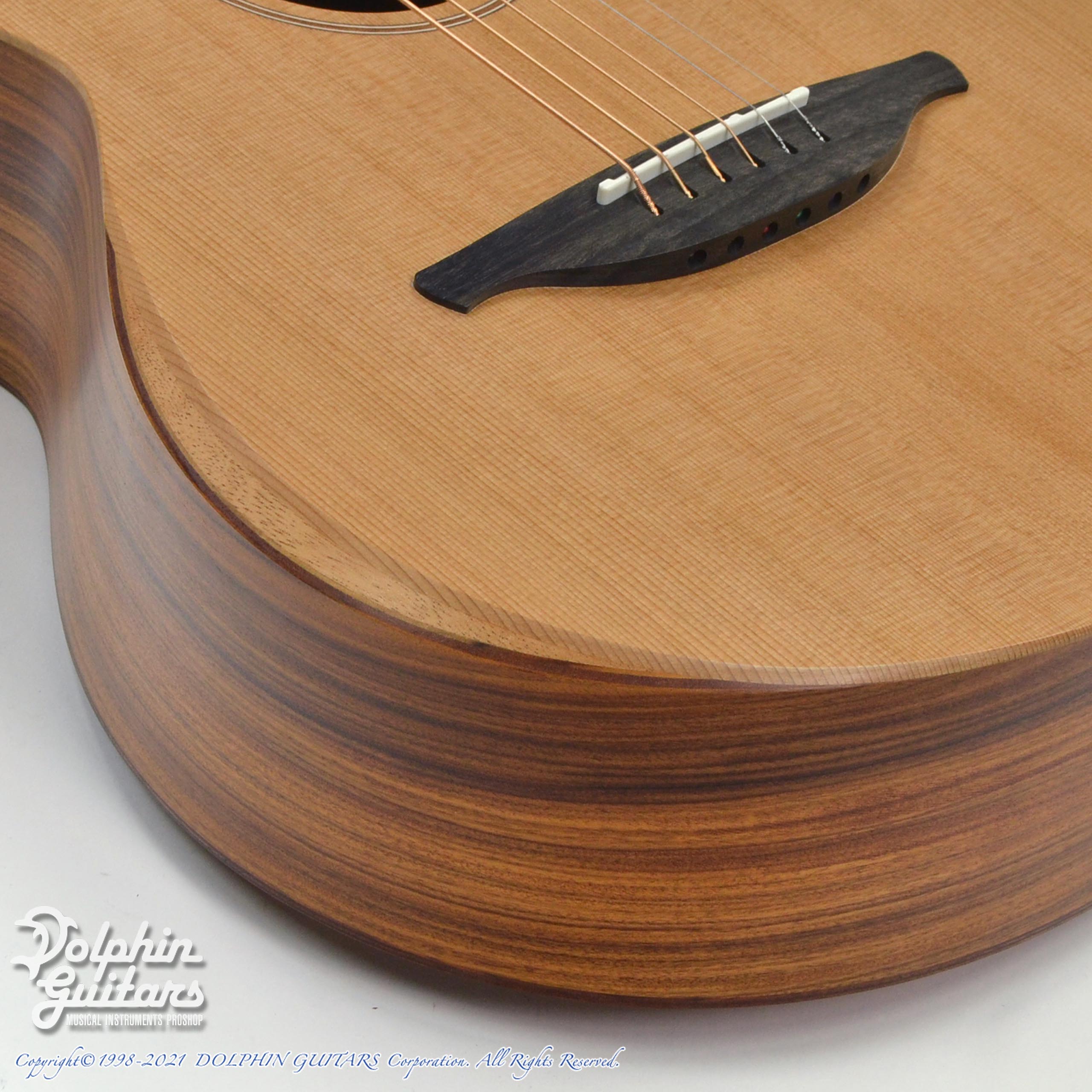 Sheeran by Lowden THE W03|ドルフィンギターズ