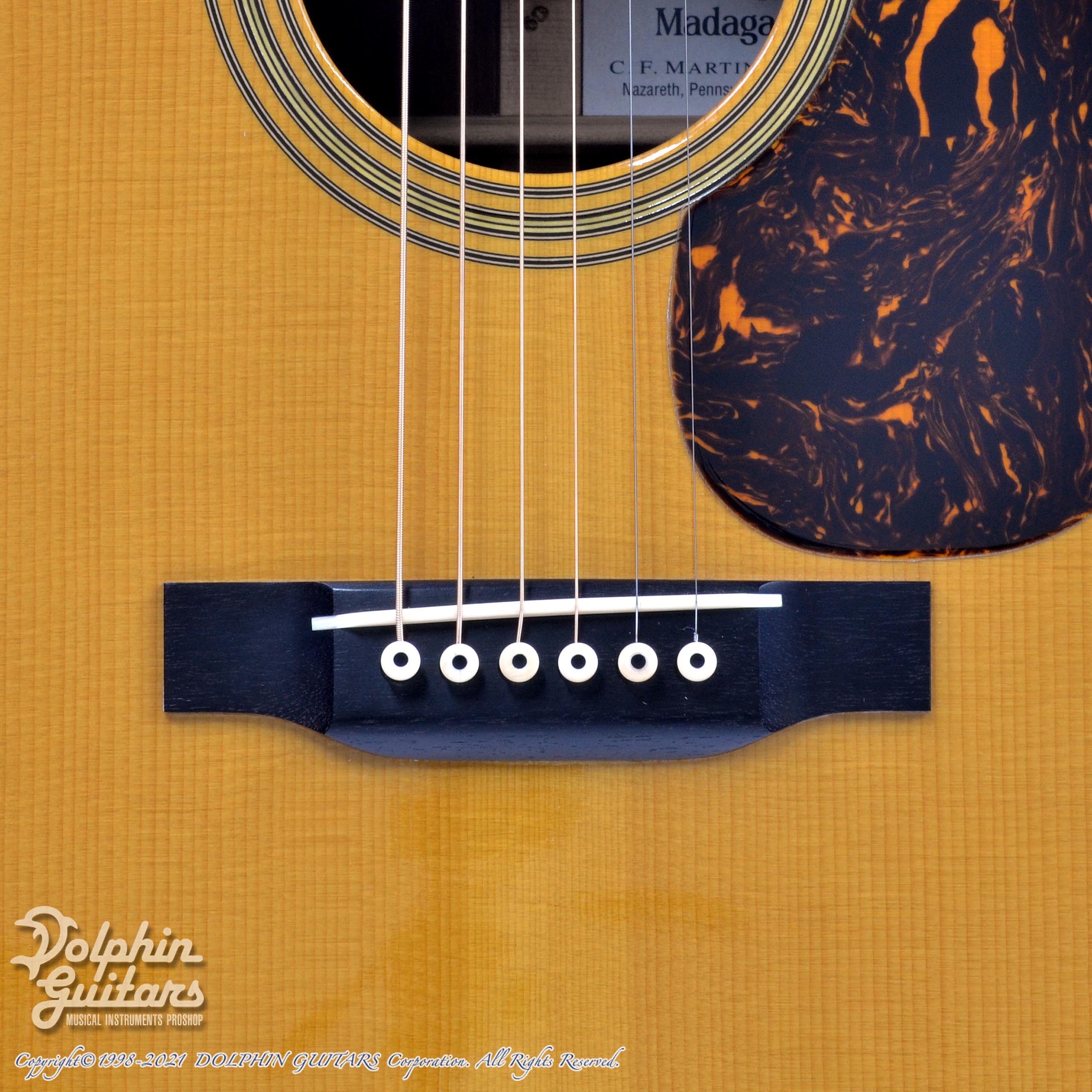 C.F.Martin D-28 Marquis Madagascar|ドルフィンギターズ