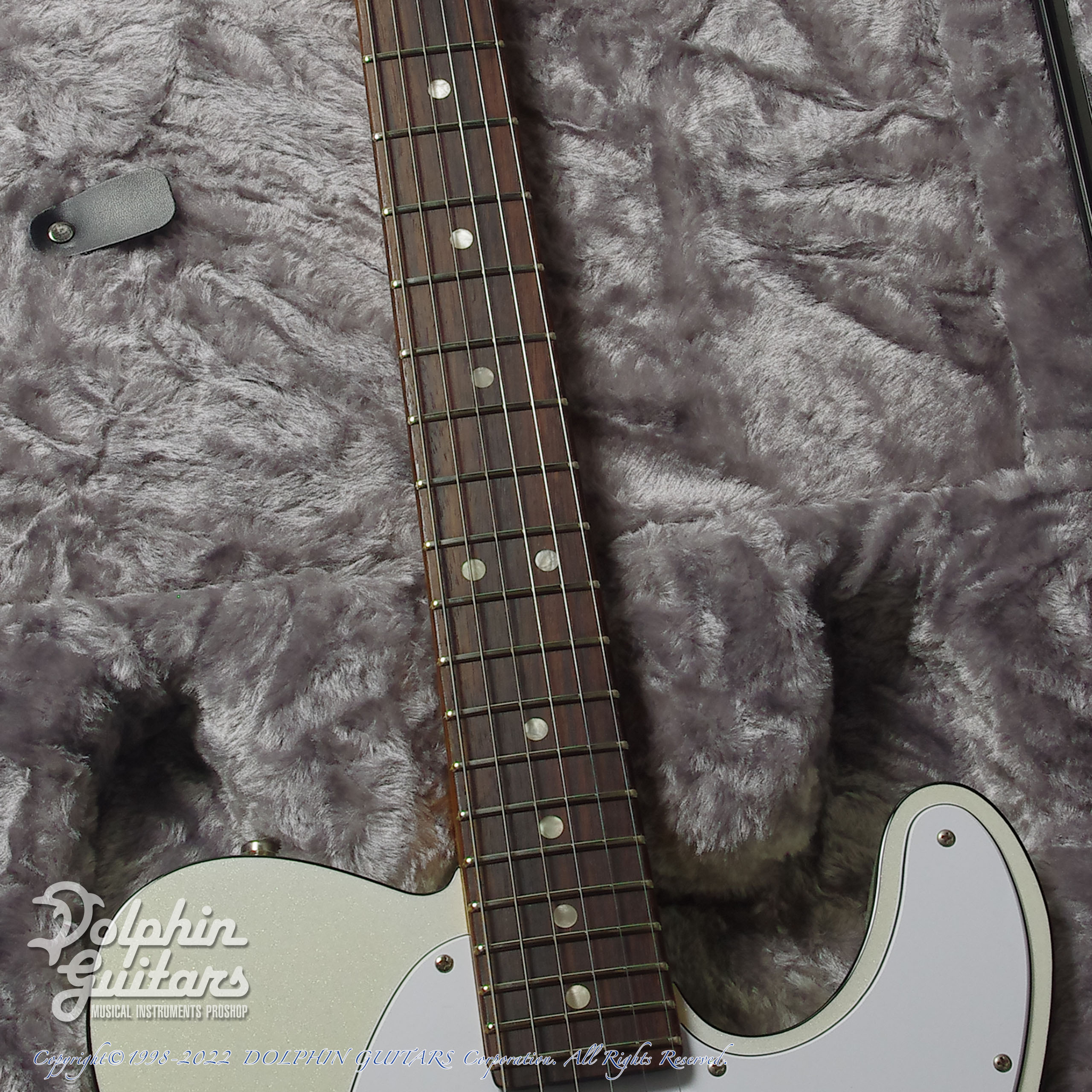 FENDER USA American Ultra Telecaster (Arctic Pearl