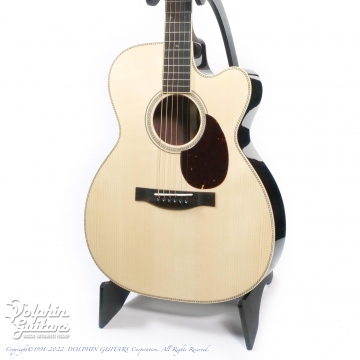 OM Cutaway Custom Short Scale