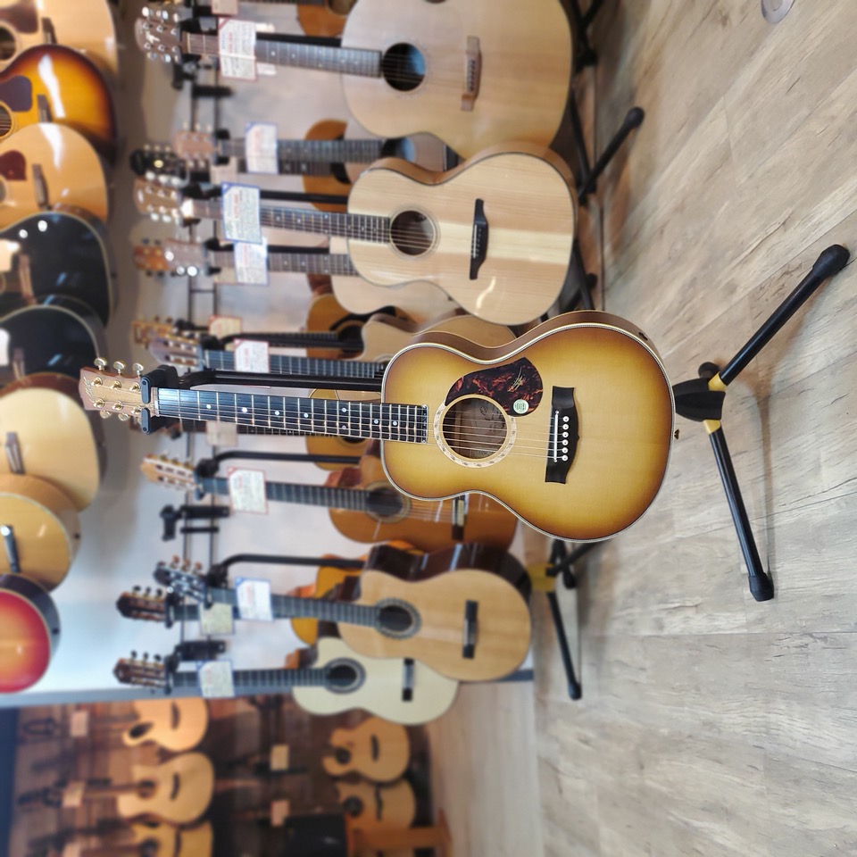 MATON EMD6 (Mini Maton Diesel Special)|ドルフィンギターズ