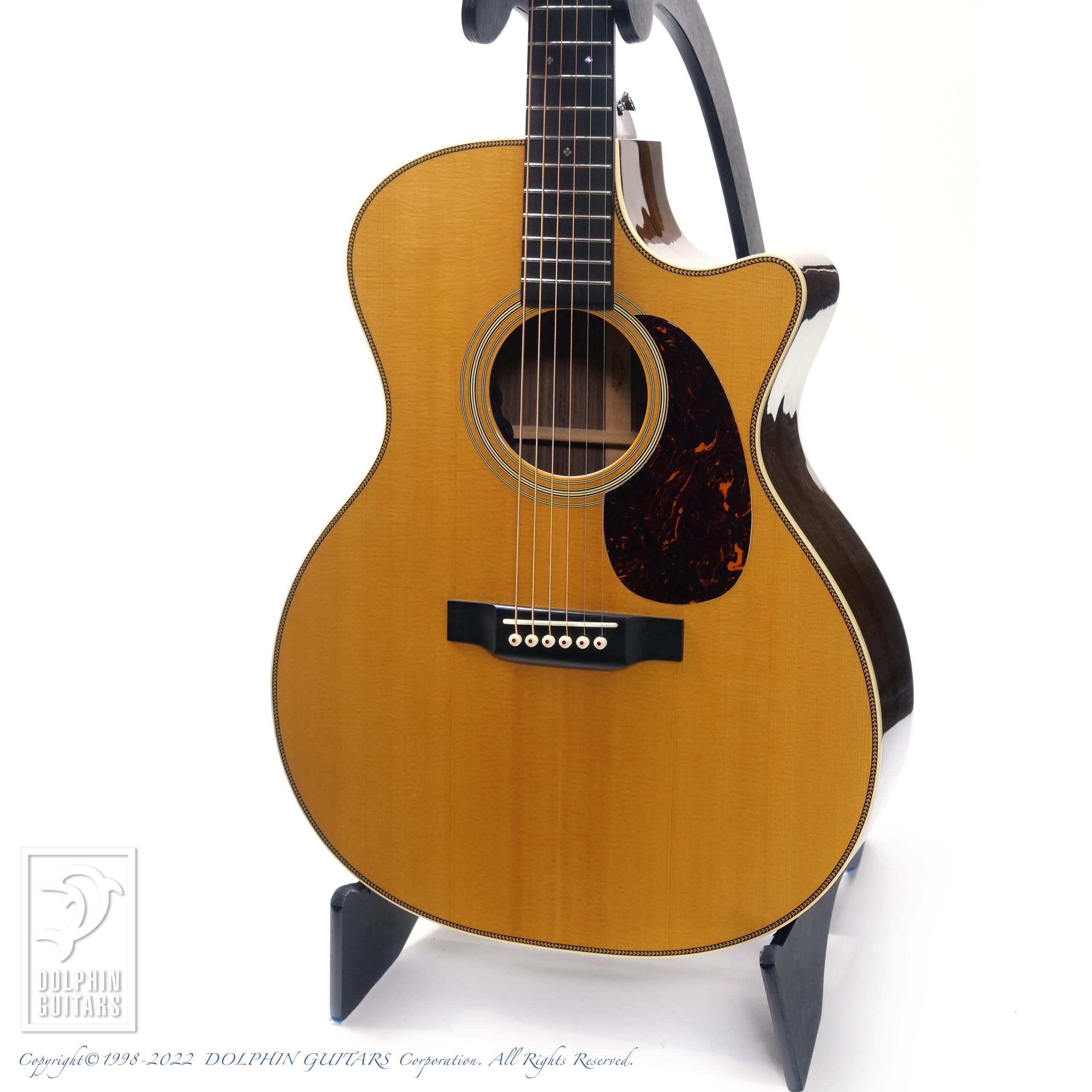 Martin 000-28 SQ ハードケース、Fishmanピックアップ付き Martin 000