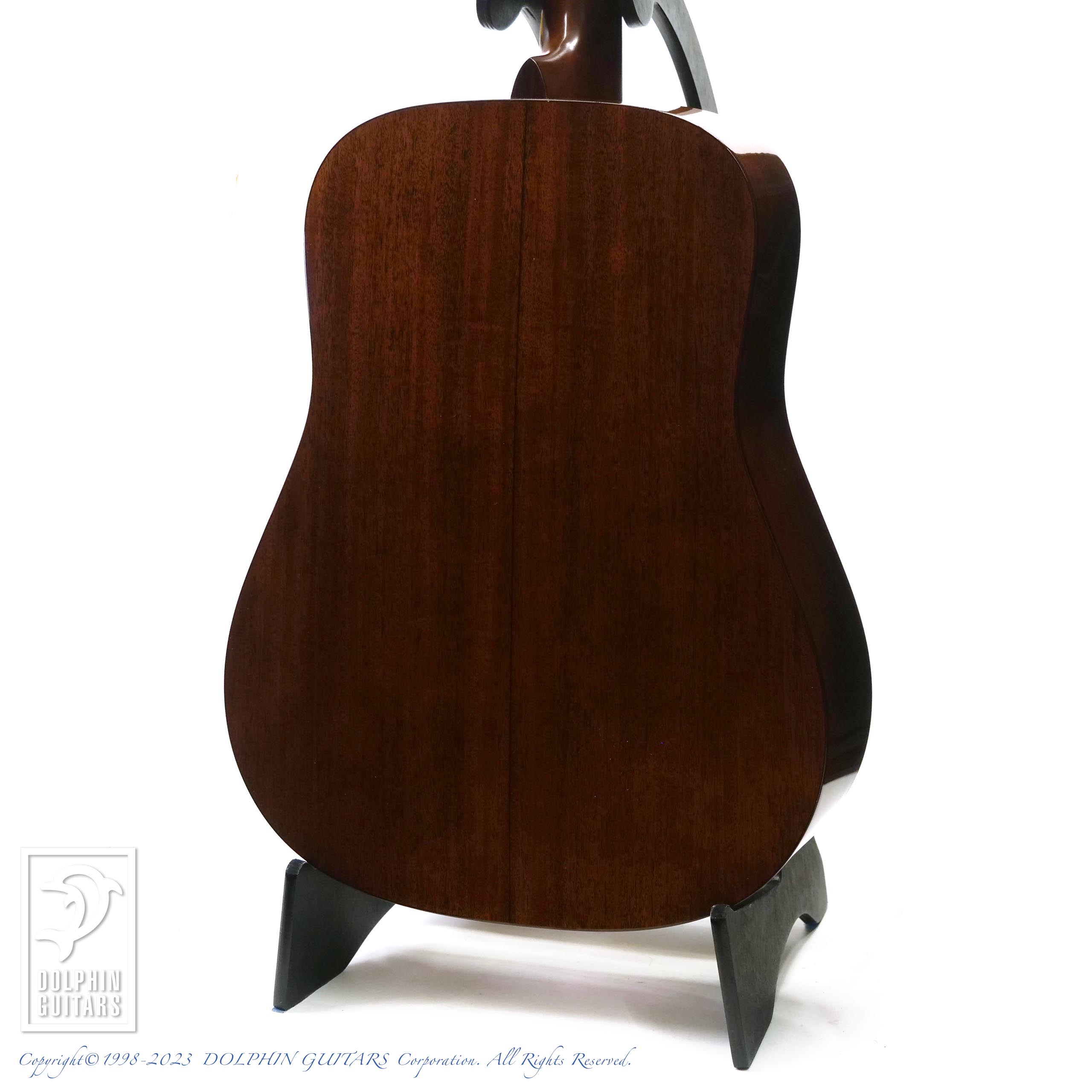 C.F.Martin D-18 Modern Deluxe|ドルフィンギターズ