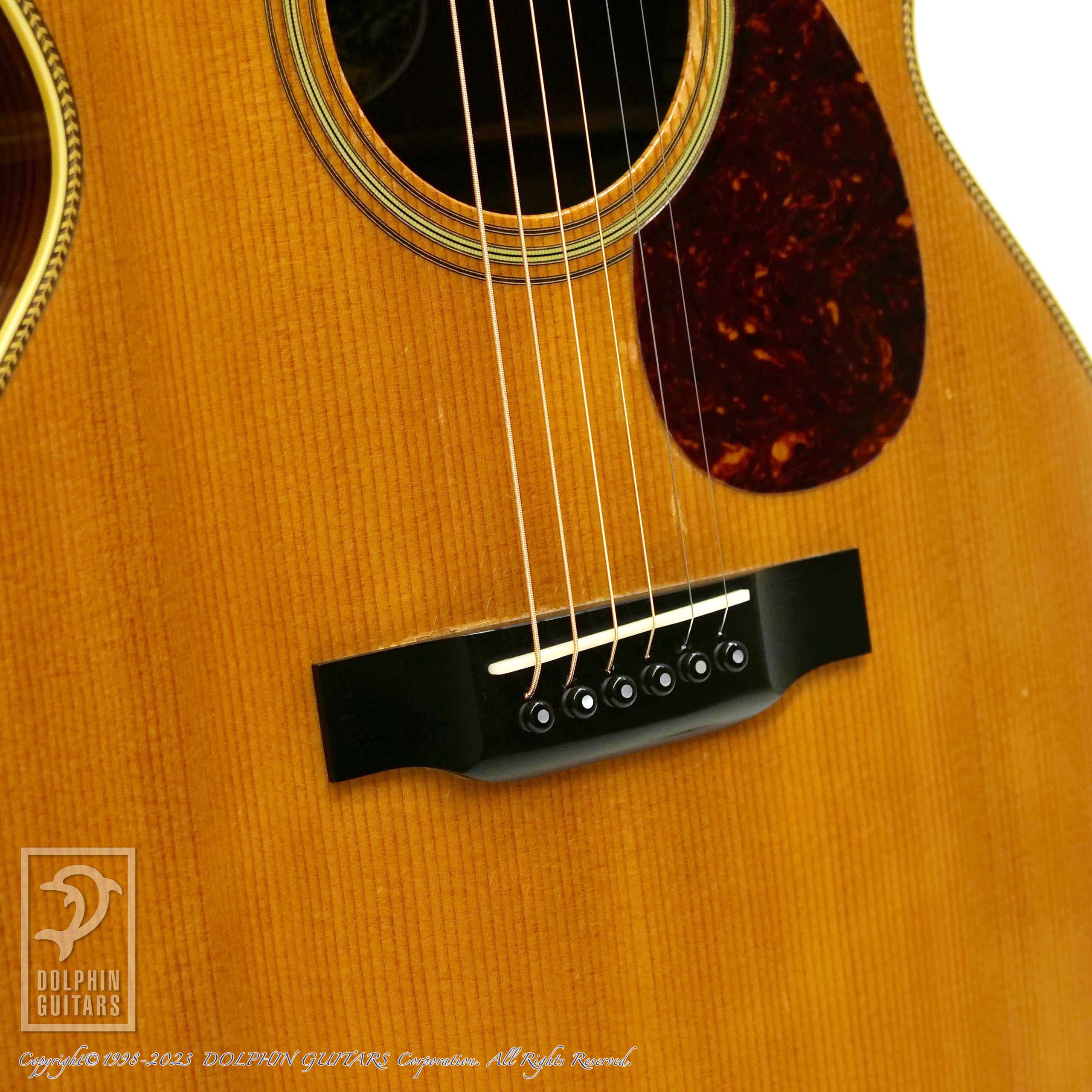 COLLINGS OM-2H|ドルフィンギターズ