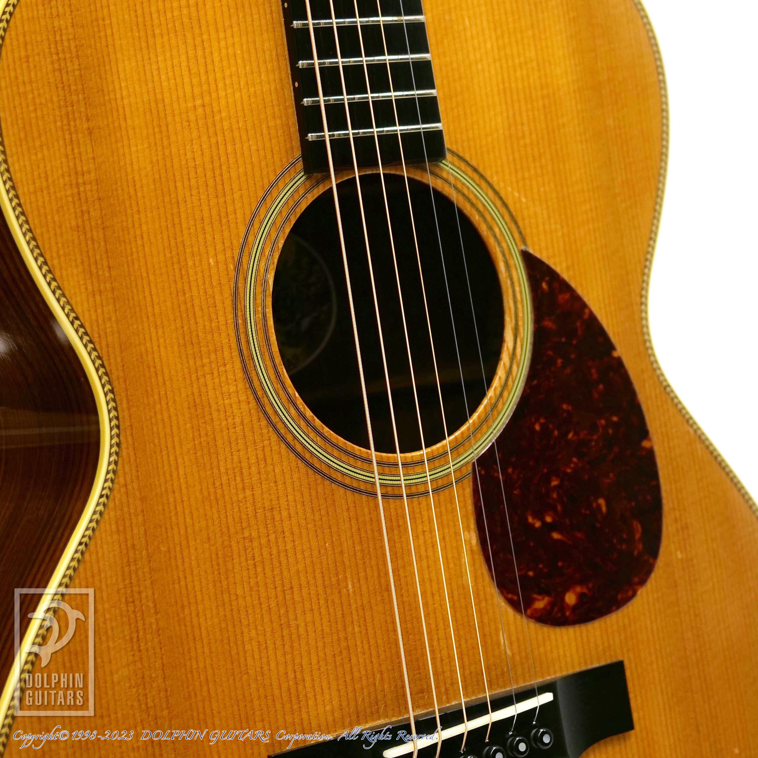 COLLINGS OM-2H|ドルフィンギターズ