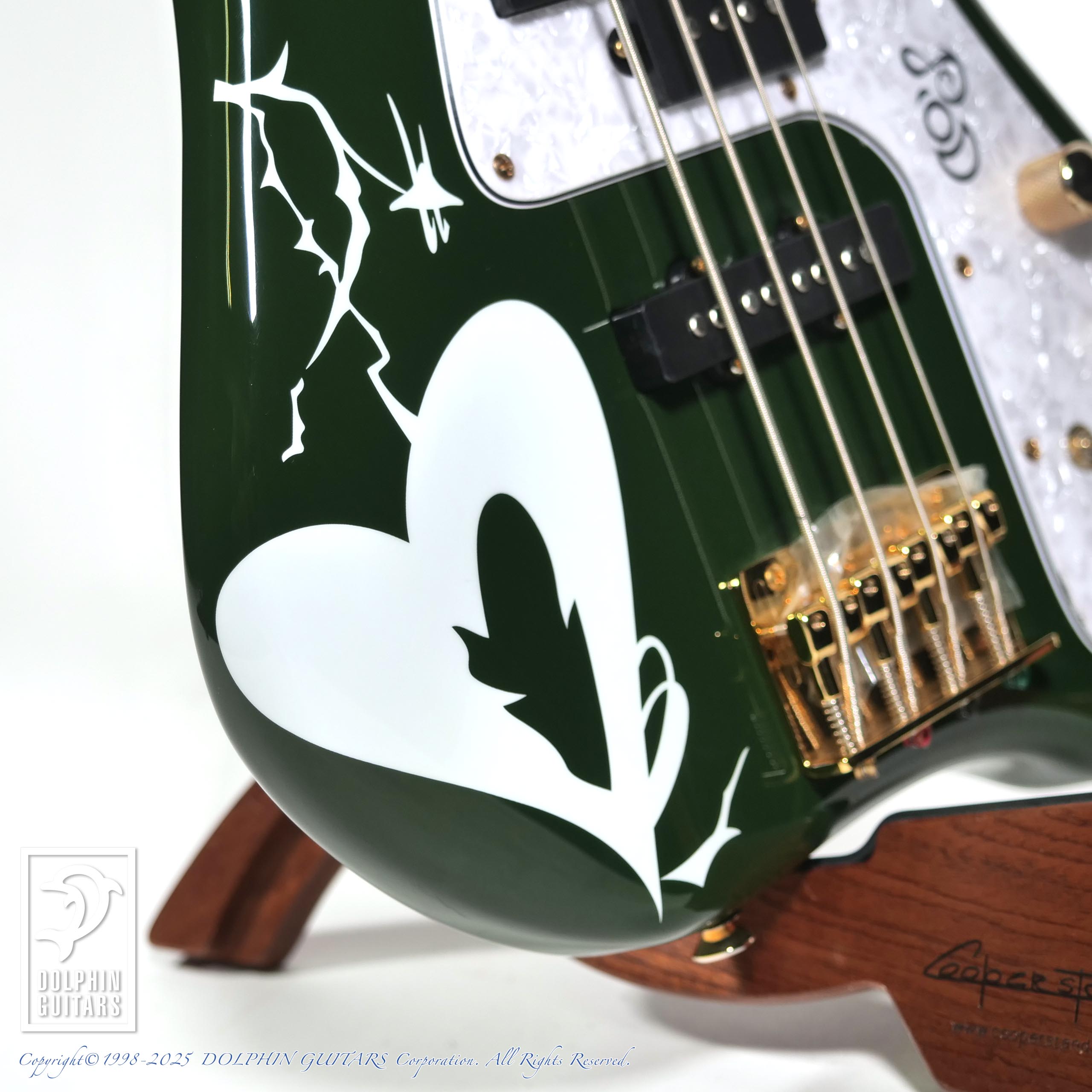 Seed Dullahan MINA Signature Model|ドルフィンギターズ