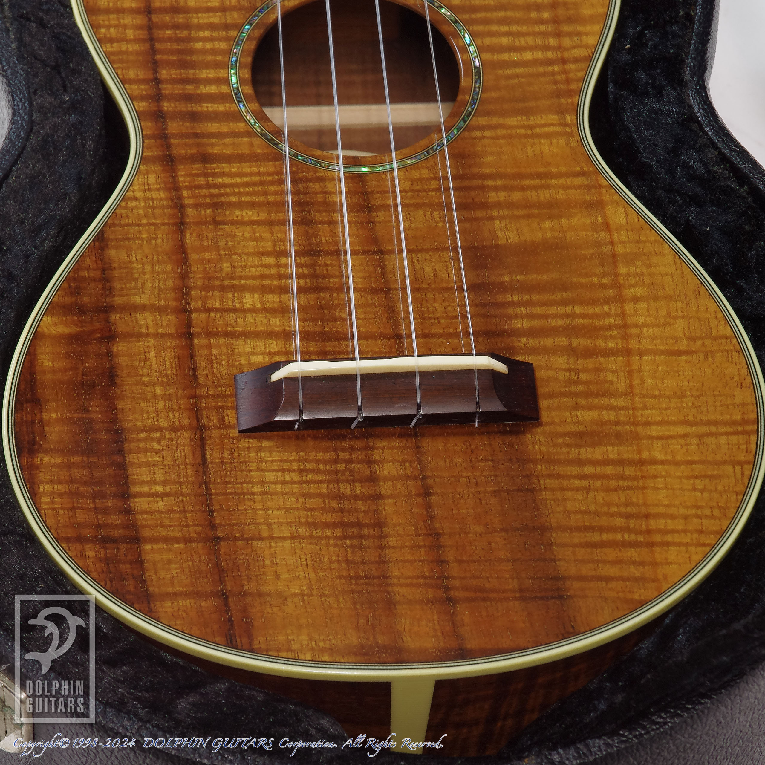 COLLINGS UC-3K (Hawaiian Koawood)|ドルフィンギターズ 