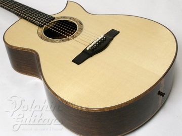 OM-Cutaway (Madagascar Rosewood)