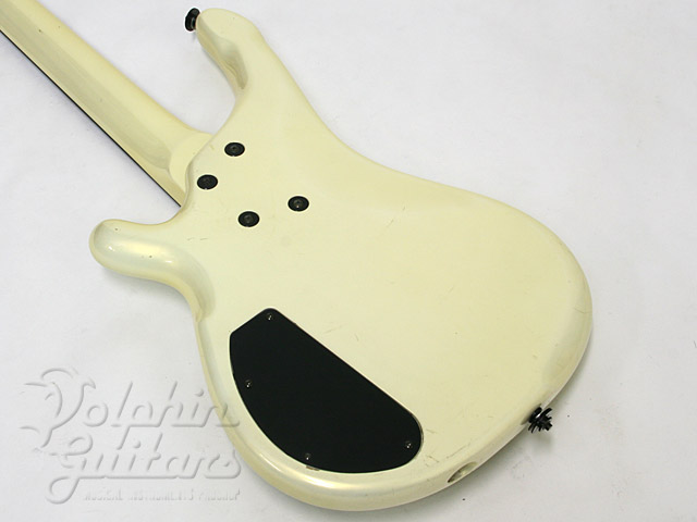 TUNE Fletless Bass|ドルフィンギターズ