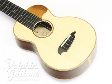 VC（Sitka Spruce & Amazon Rosewood）