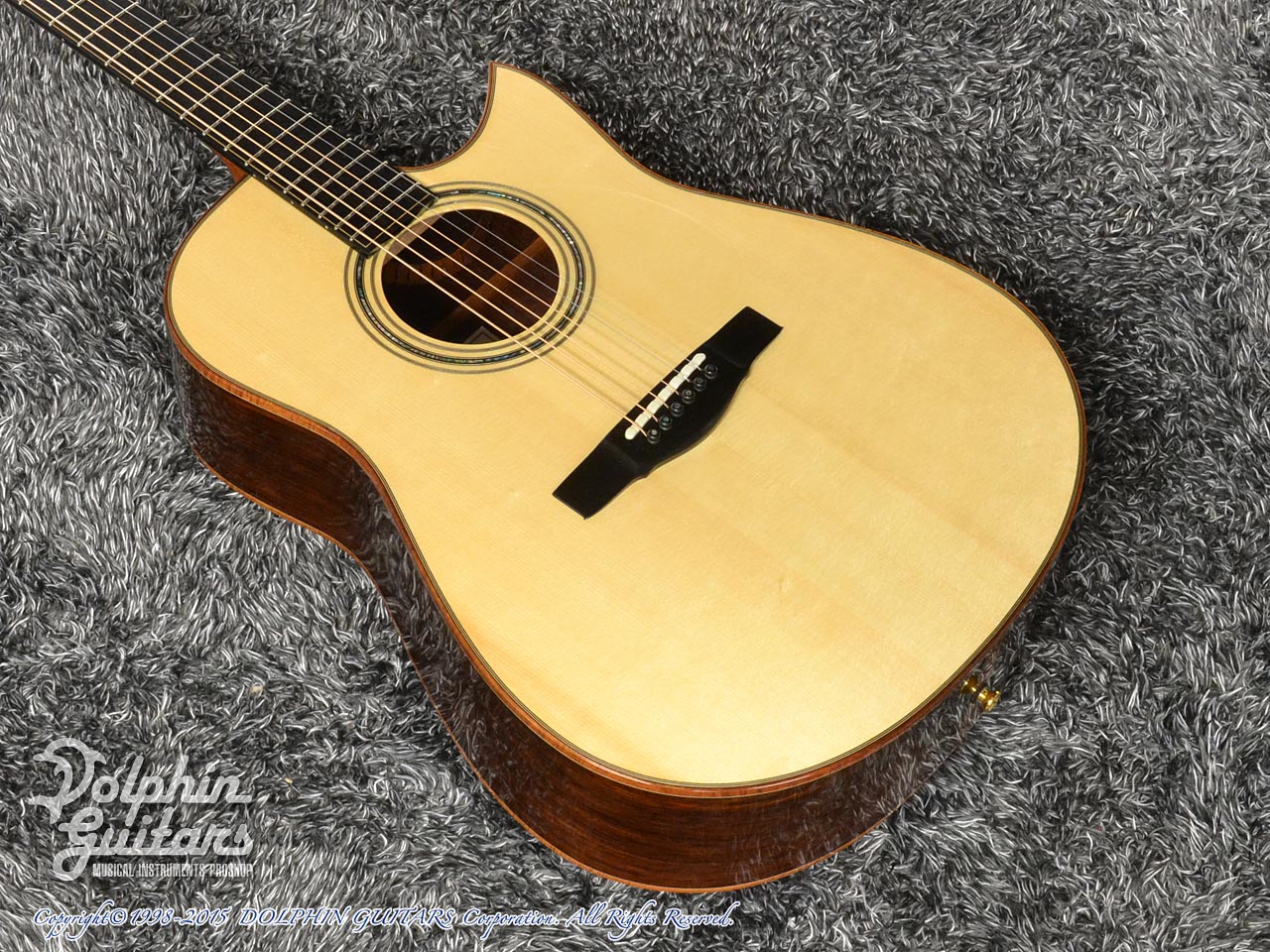 KMD-Cutaway (Madagascar Rosewood)
