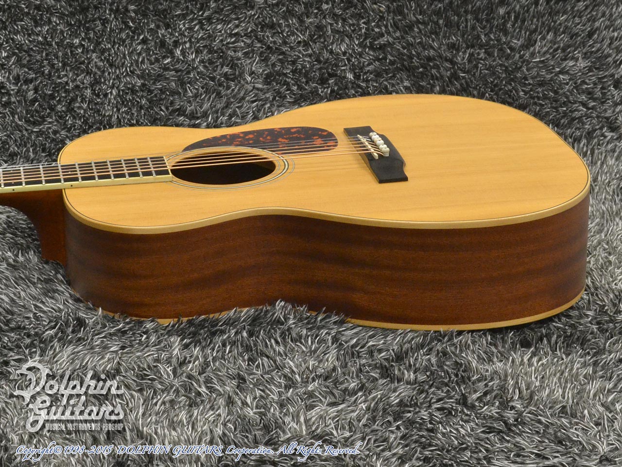 LARRIVEE OM-03|ドルフィンギターズ