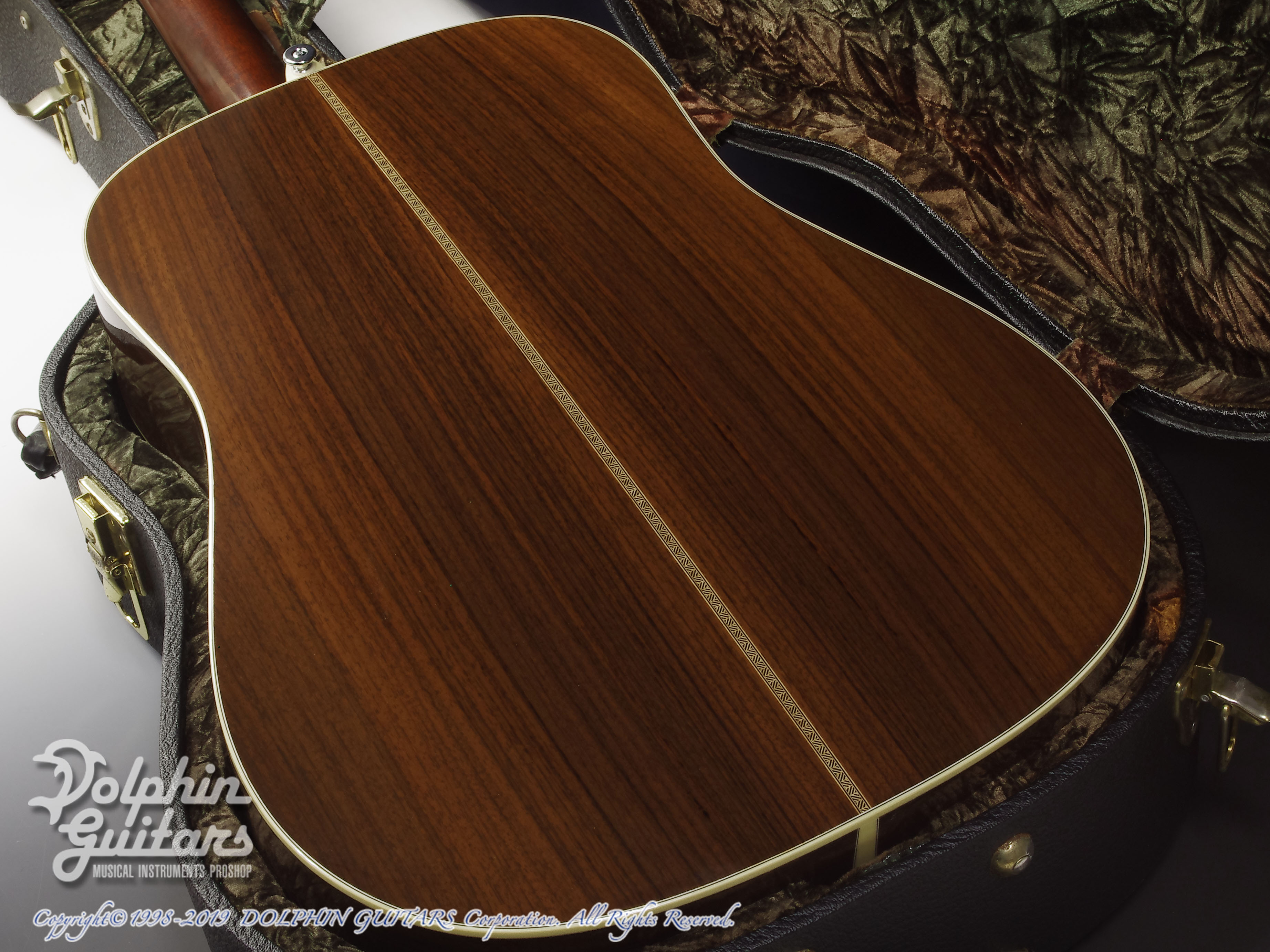 C.F.Martin HD-28V|ドルフィンギターズ