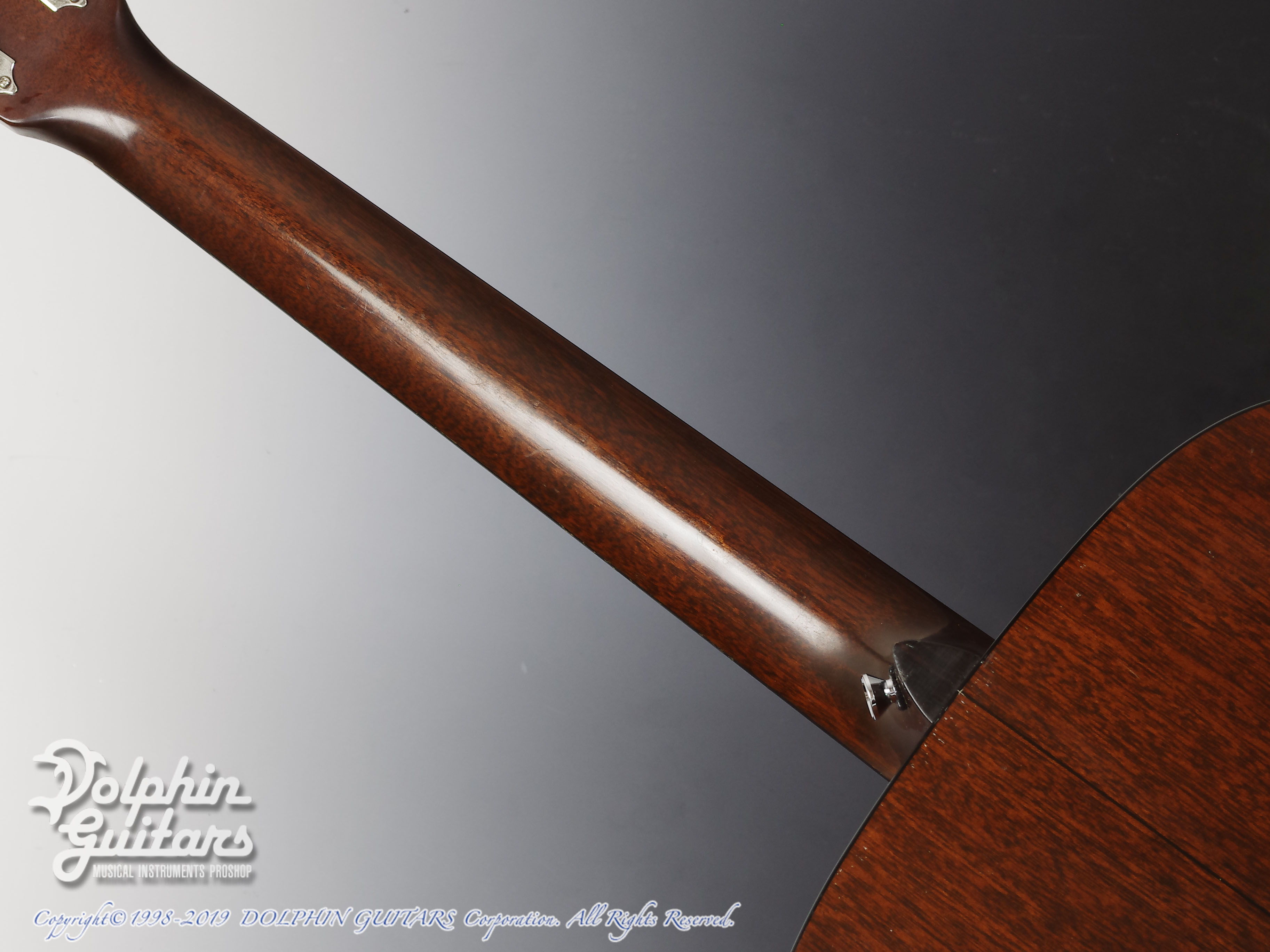 Martin　D-18V 1997年製 C.F.Martin D-18V|ドルフィンギターズ
