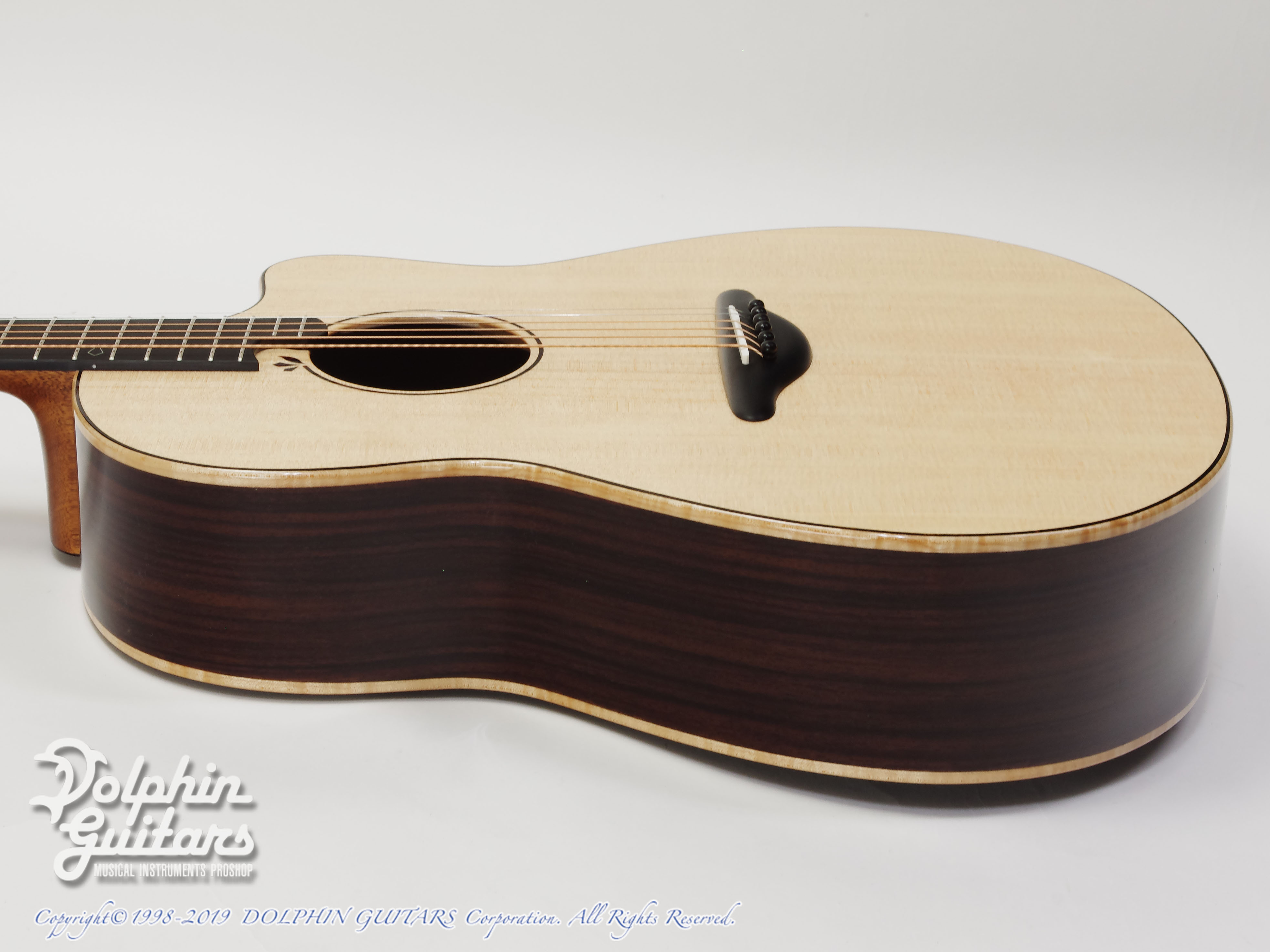 SUGI CRAFT Nougat Cutaway|ドルフィンギターズ