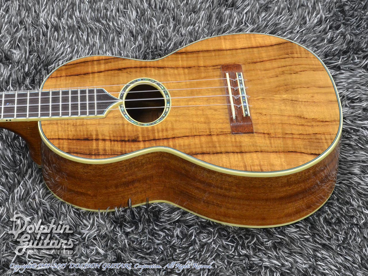 【掘り出し物！】MAUI MUSIC テナー　ビンテージ MAUI MUSIC Tenor|ドルフィンギターズ